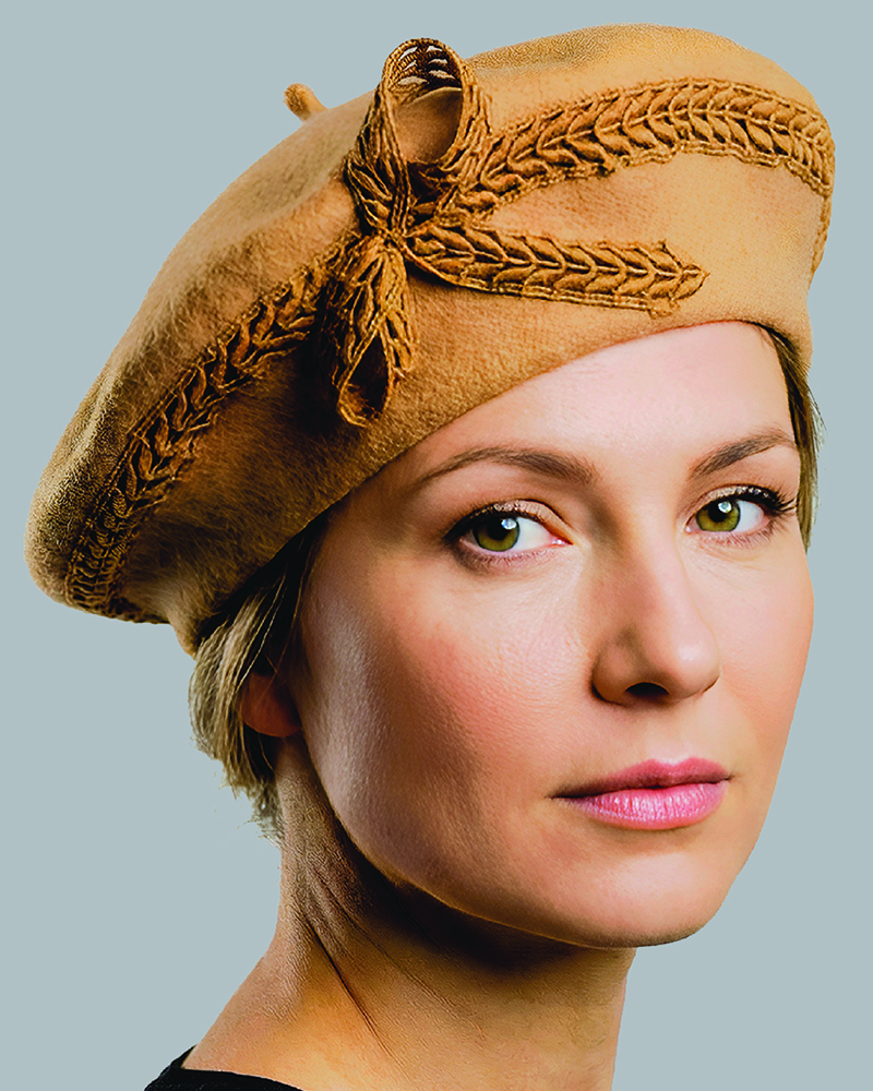 RDB04 – The Sandstone Leaf & Bow